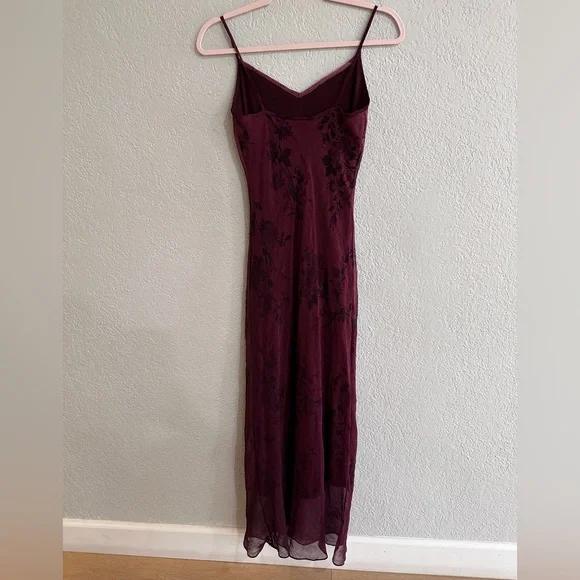 Charlotte Russe Floral Maxi Dress Burgundy Size 3 - Picture 14 of 16